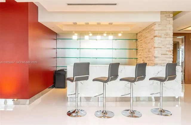 $460,000 | 41 Southeast 5th Street, Unit 2314, Miami, FL 33131