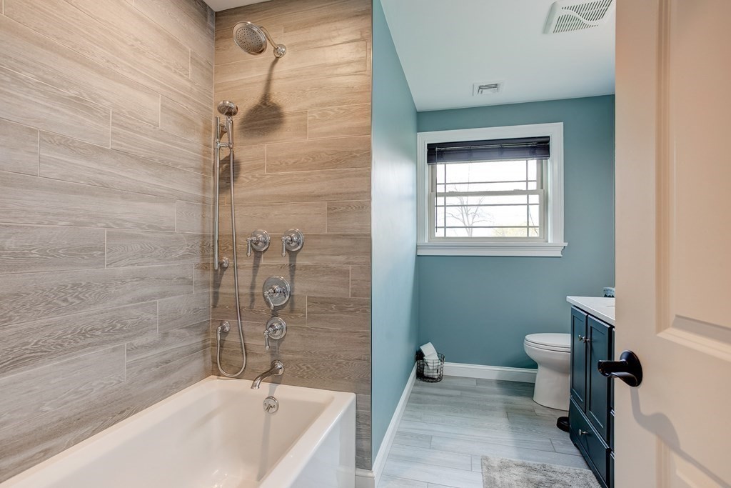 14 Grandview Road Billerica, MA 01821 - Photo 25 of 42