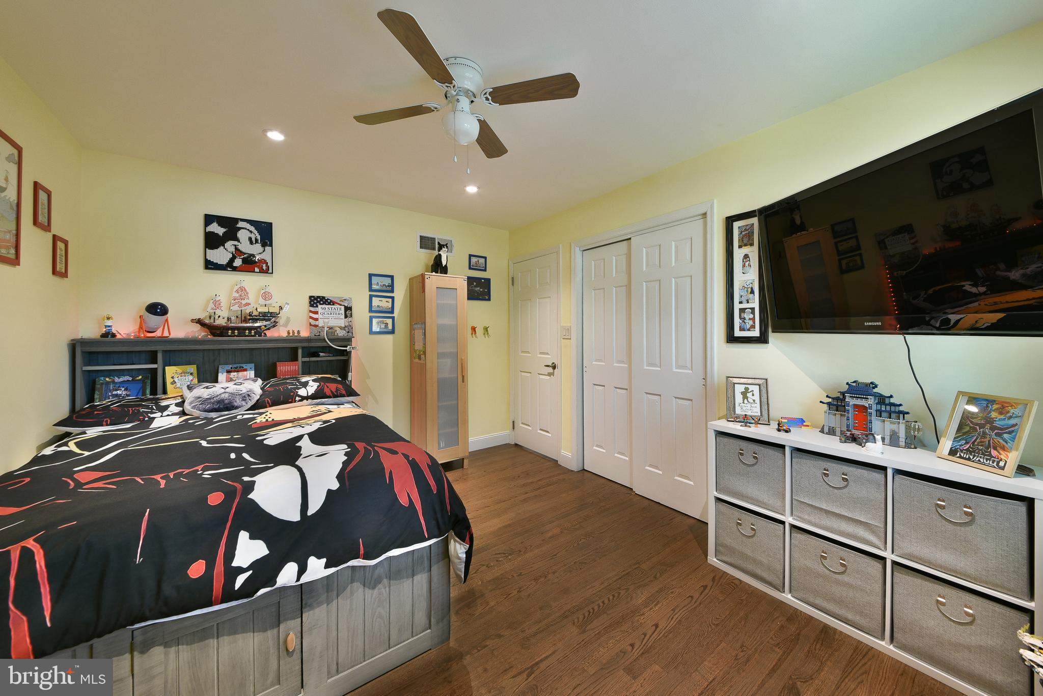 192 Bull Run Road Ewing, NJ 08638 - Photo 23 of 46 a bedroom with furniture and a flat screen tv