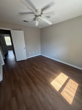 $1,195 | 124 Hampton Drive, Crestview, FL 32539