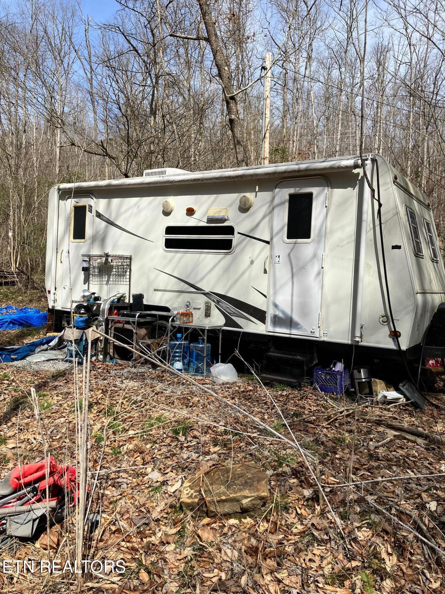 4913 Snake Hollow Road Sneedville, TN 37869 - Photo 3 of 9 IMG_5337