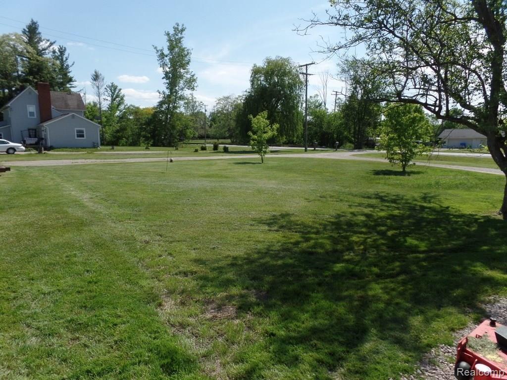 1705 Wadhams Road St. Clair, MI 48079 - Photo 6 of 22 SAM_0063 (1024x768).jpg