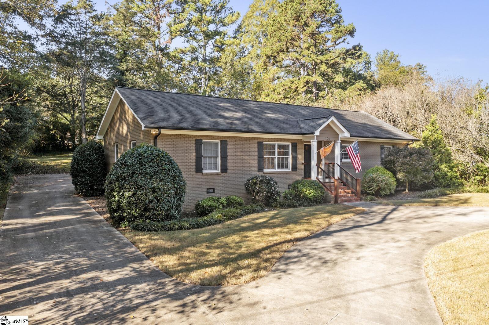 104 Allee Street Clemson, SC 29631 - Photo 2 of 24