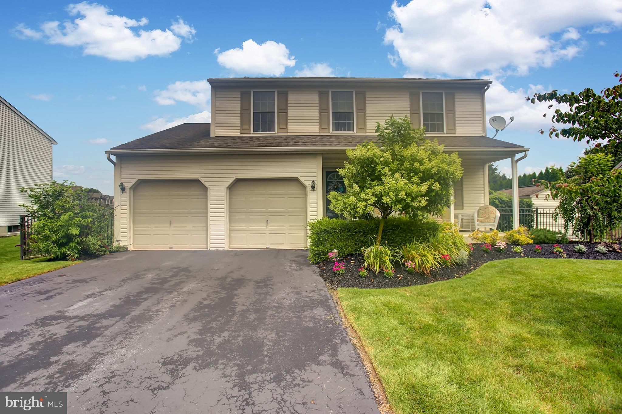 3519 Kickapoo Drive Reading, PA 19608 - Photo 1 of 39 FRONT Exterior with landscaping lights