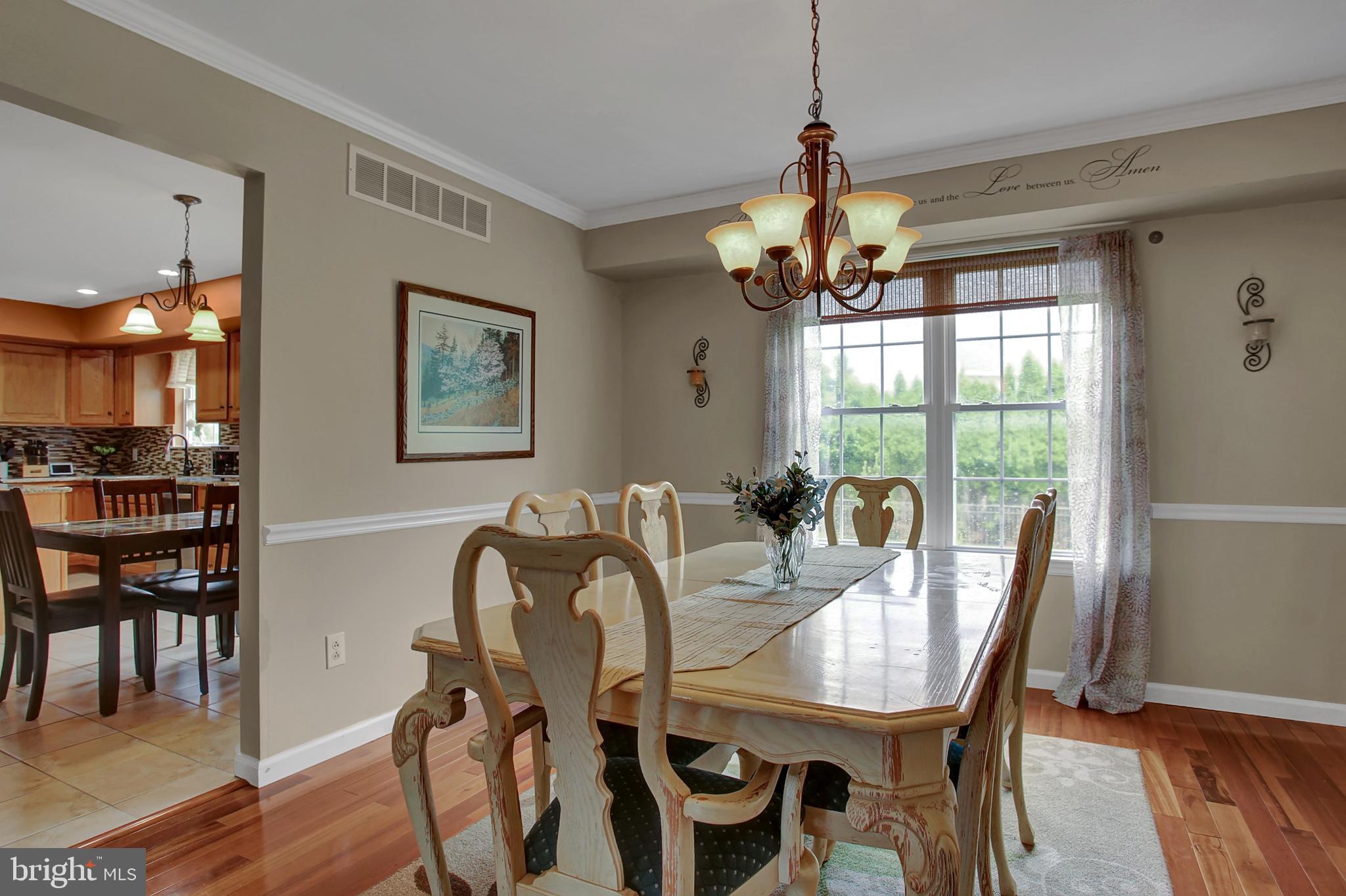 3519 Kickapoo Drive Reading, PA 19608 - Photo 15 of 39 Diningroom
