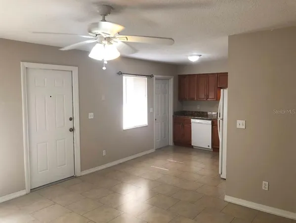 $1,600 | 1419 Davidson Street, Orlando, FL 32804