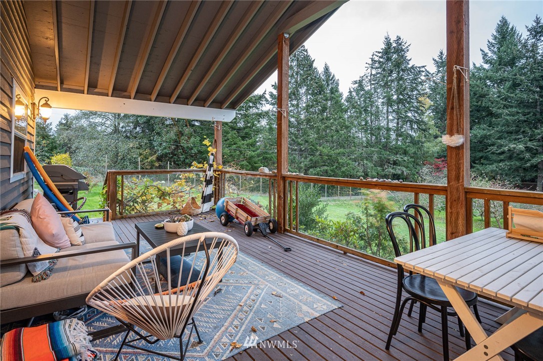 9709 Southwest Cemetery Road Vashon, WA 98070 - Photo 12 of 26 Gallery Image 12
