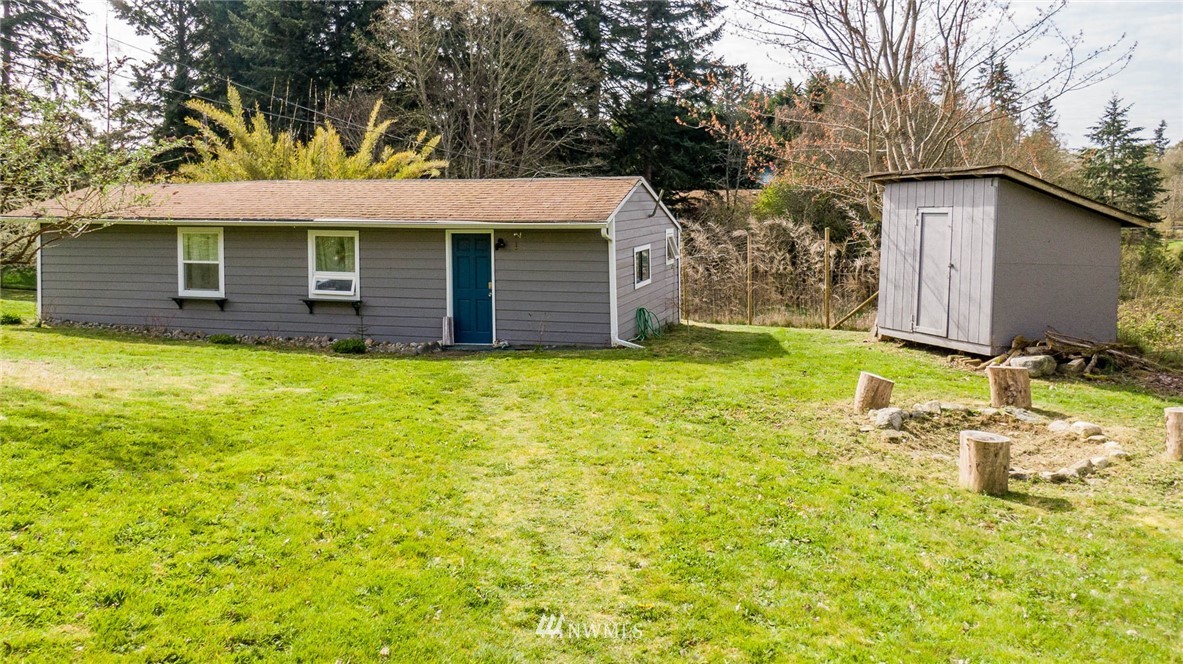 9709 Southwest Cemetery Road Vashon, WA 98070 - Photo 17 of 26 Gallery Image 17