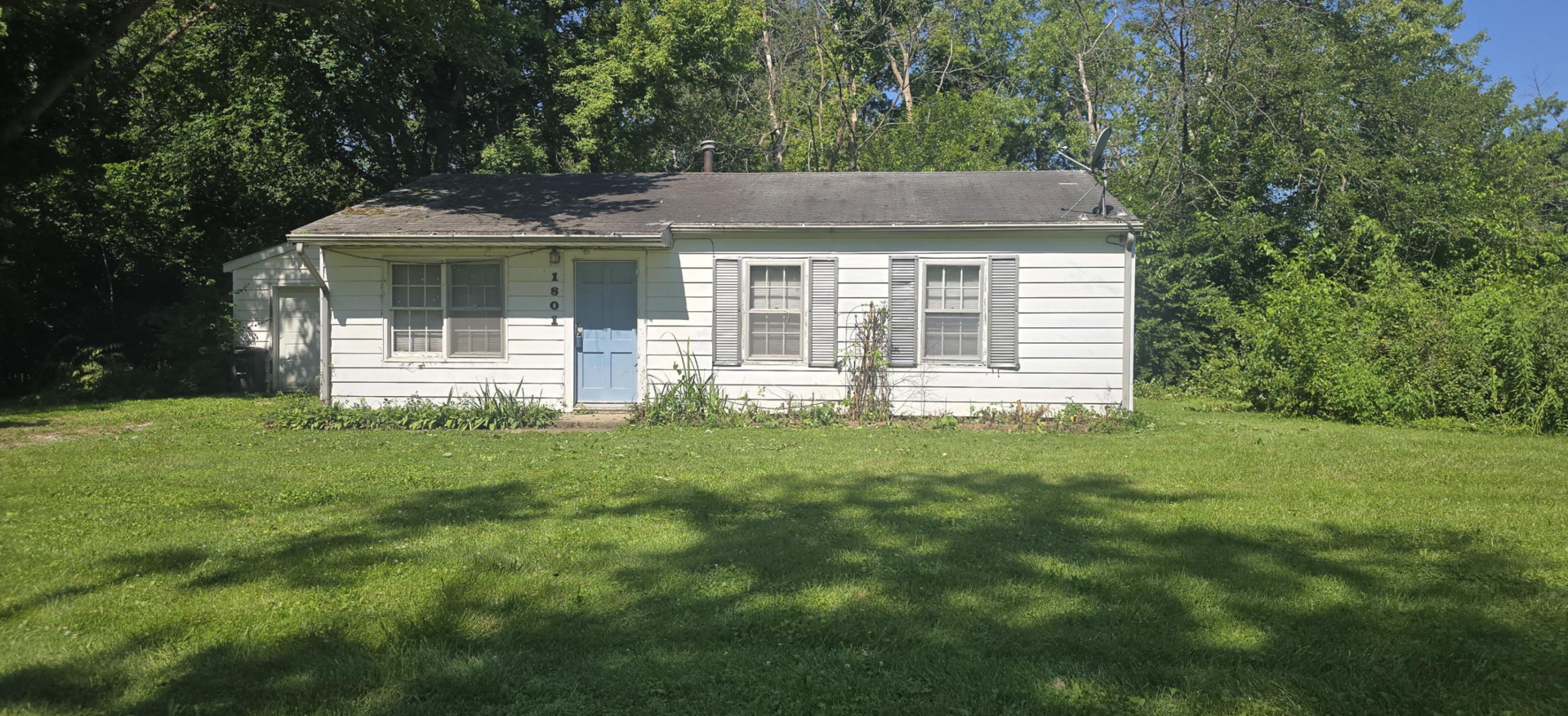 1801 Clover Lane Champaign, IL 61821 - Photo 1 of 15