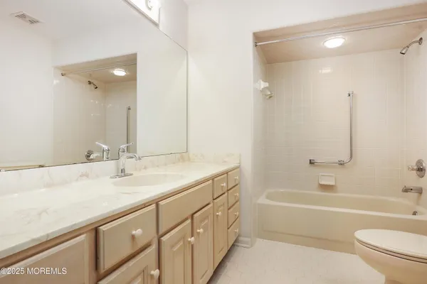 $405,000 | 1665 Goldspire Road, Toms River, NJ 08755