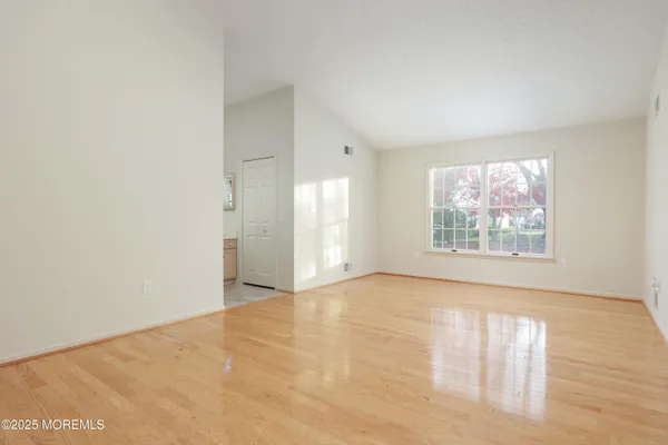 $405,000 | 1665 Goldspire Road, Toms River, NJ 08755