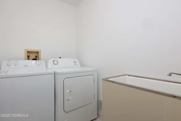 $405,000 | 1665 Goldspire Road, Toms River, NJ 08755