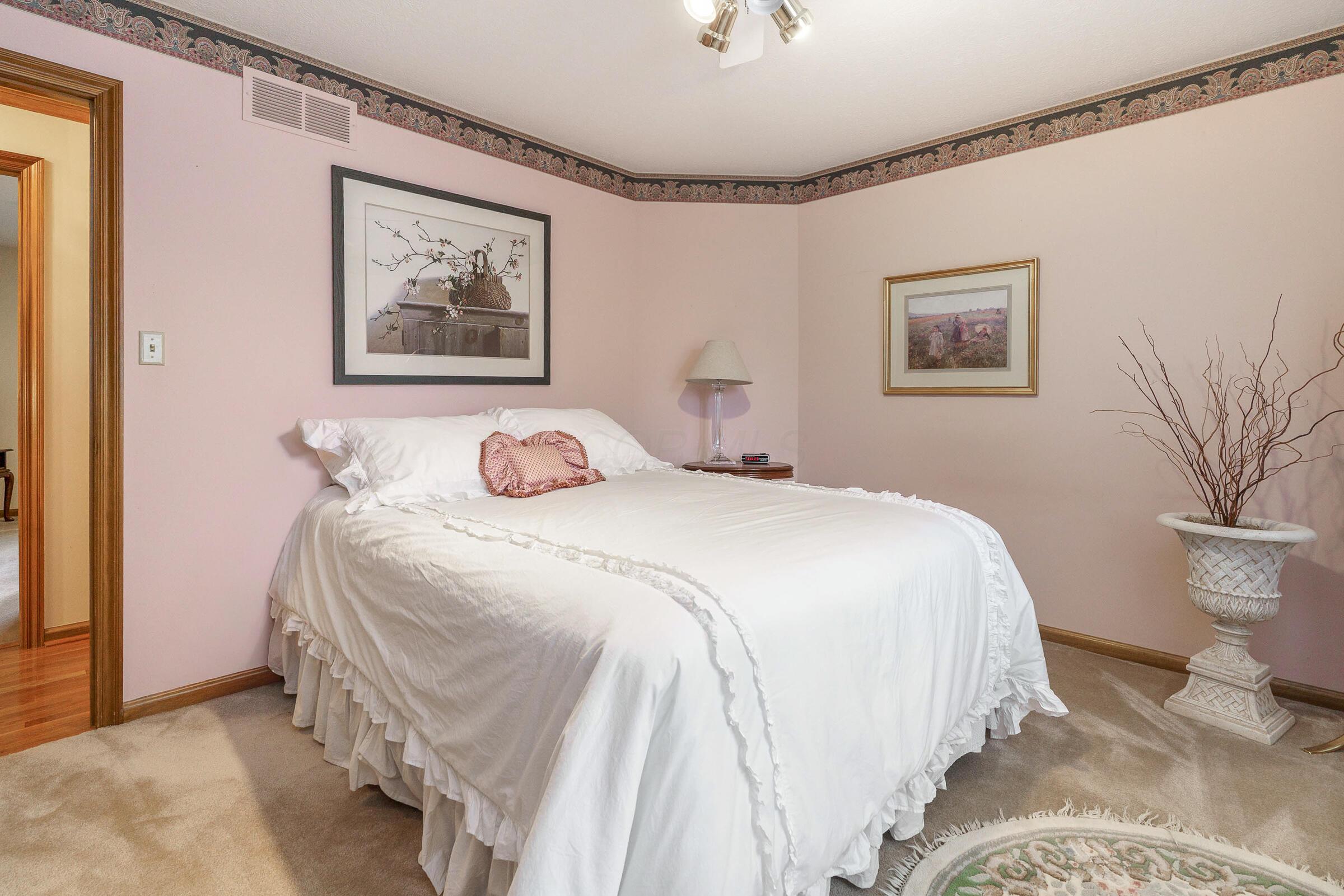1178 Springtree Lane Westerville, OH 43081 - Photo 43 of 55 Bedroom #3