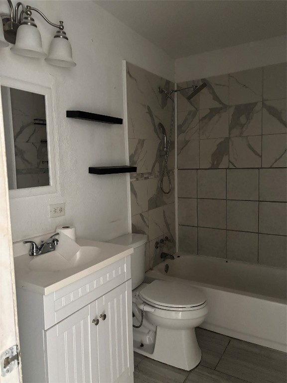 828 North Chenango Street Angleton, TX 77515 - Photo 11 of 17