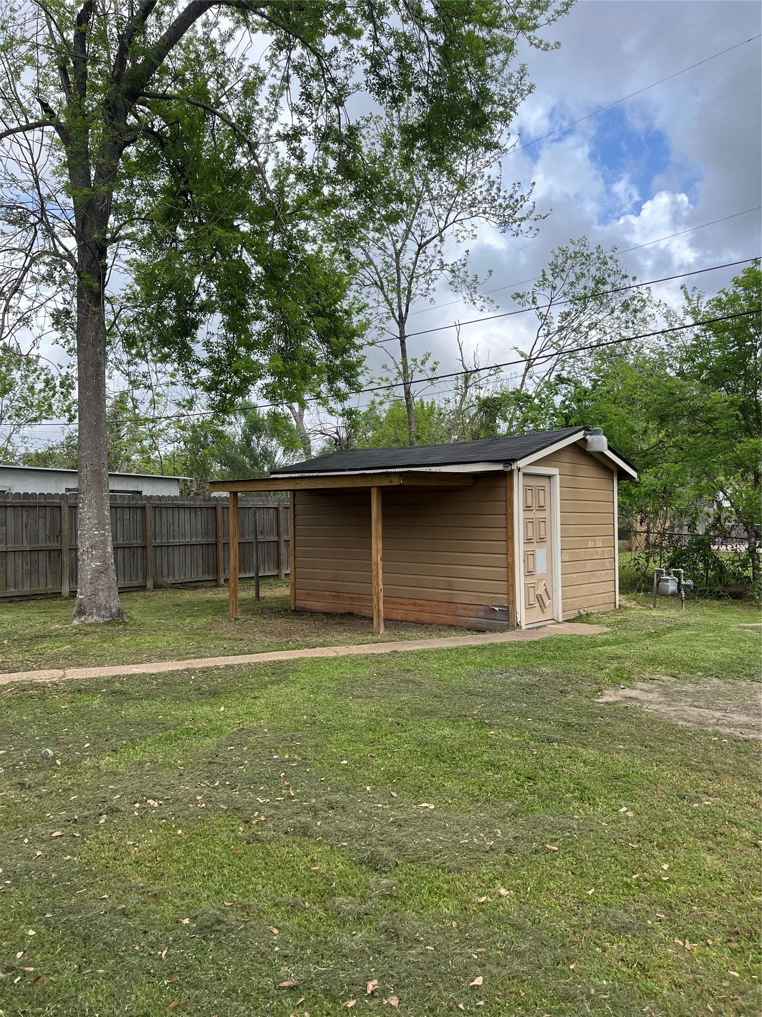 828 North Chenango Street Angleton, TX 77515 - Photo 17 of 17