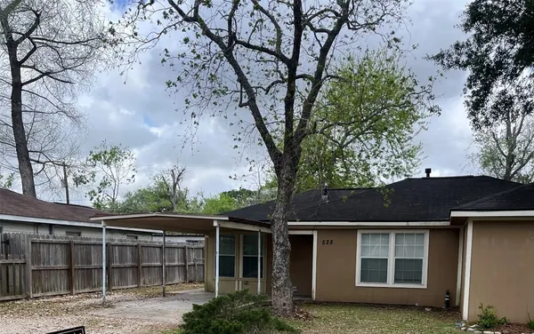 $163,900 | 828 North Chenango Street, Angleton, TX 77515