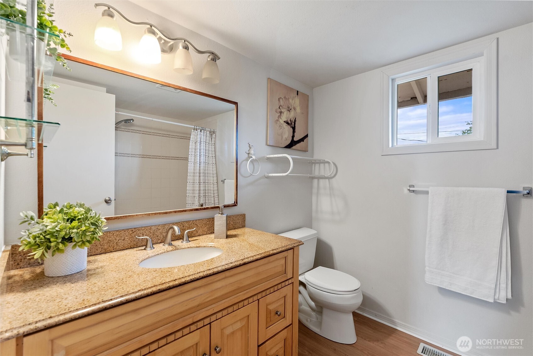 1119 Shelton Avenue Northeast Renton, WA 98056 - Photo 13 of 39