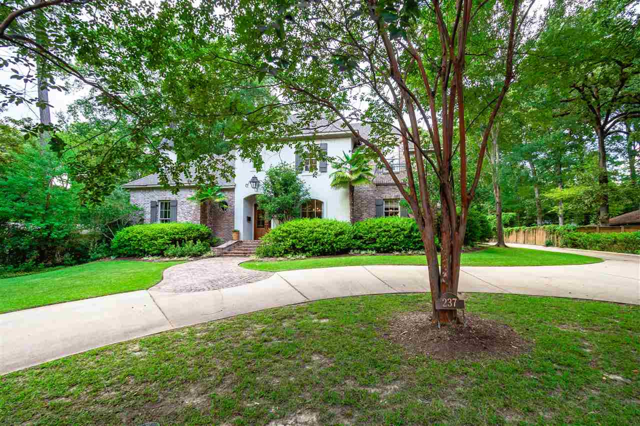 237 Ashcot Circle Jackson, MS 39211 - Photo 3 of 50 Photo 3