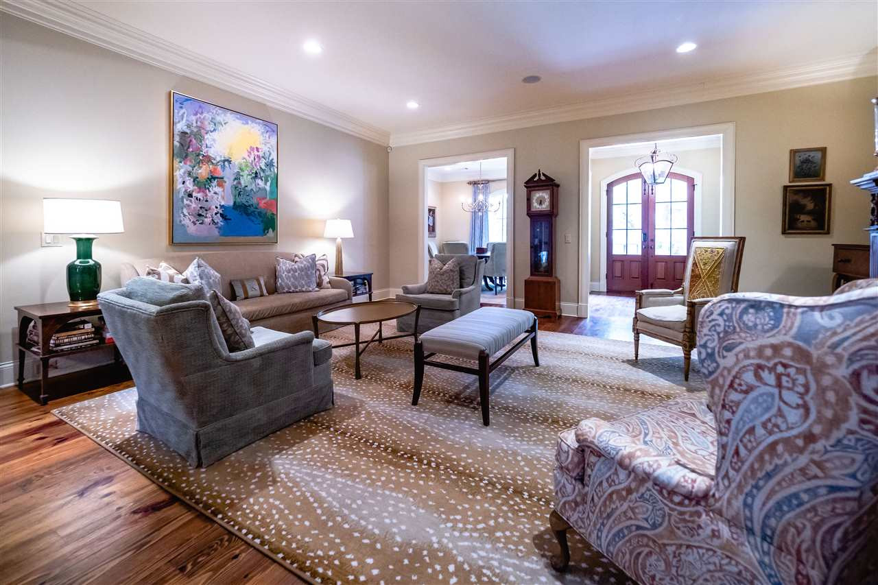 237 Ashcot Circle Jackson, MS 39211 - Photo 8 of 50 Photo 8