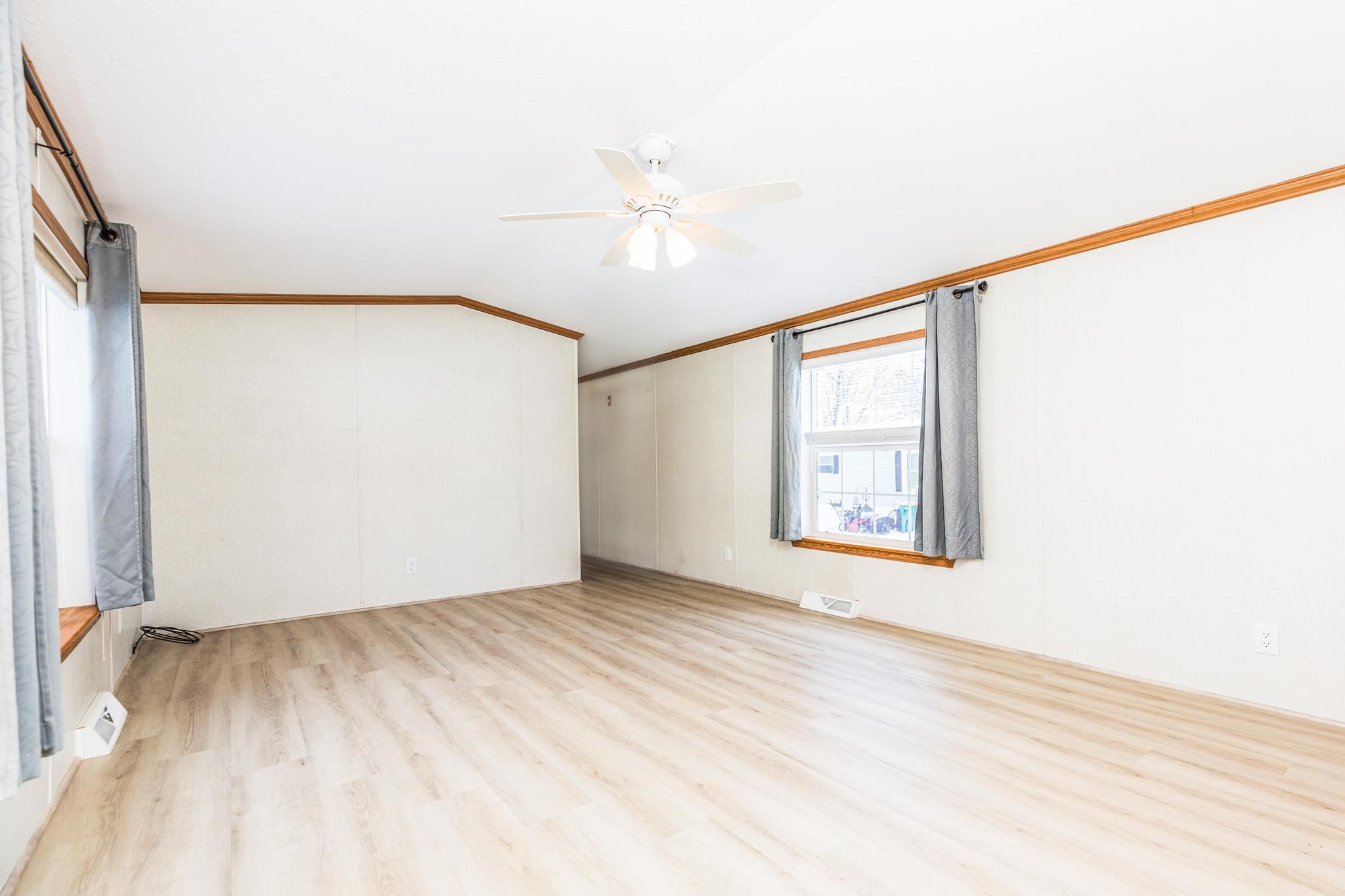 27 Melrose Drive Rochester, NH 03868 - Photo 12 of 36