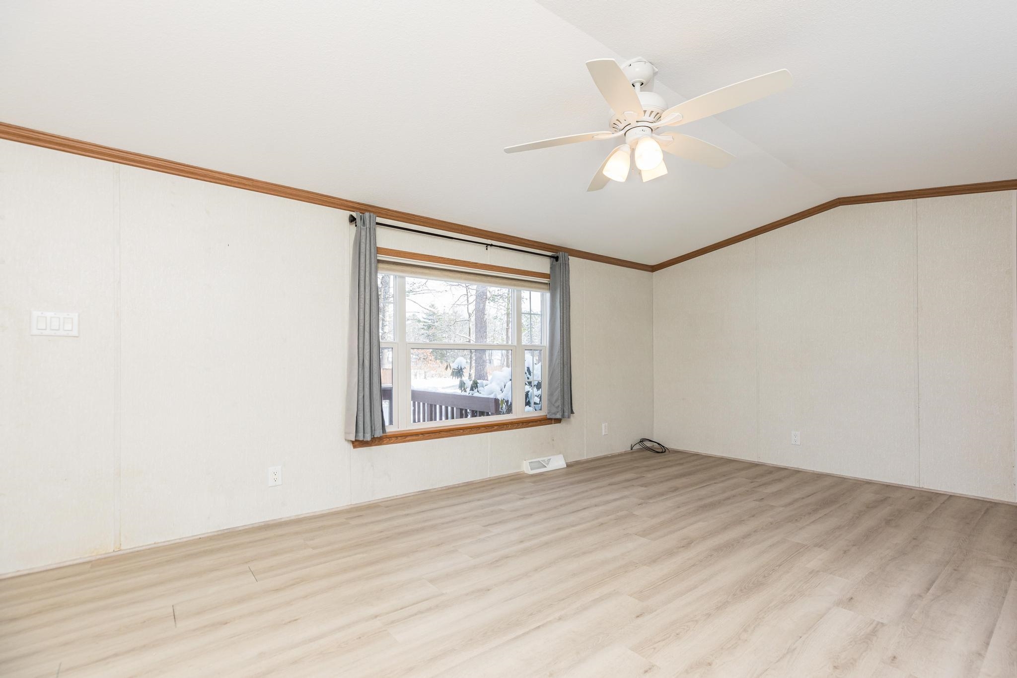 27 Melrose Drive Rochester, NH 03868 - Photo 13 of 36