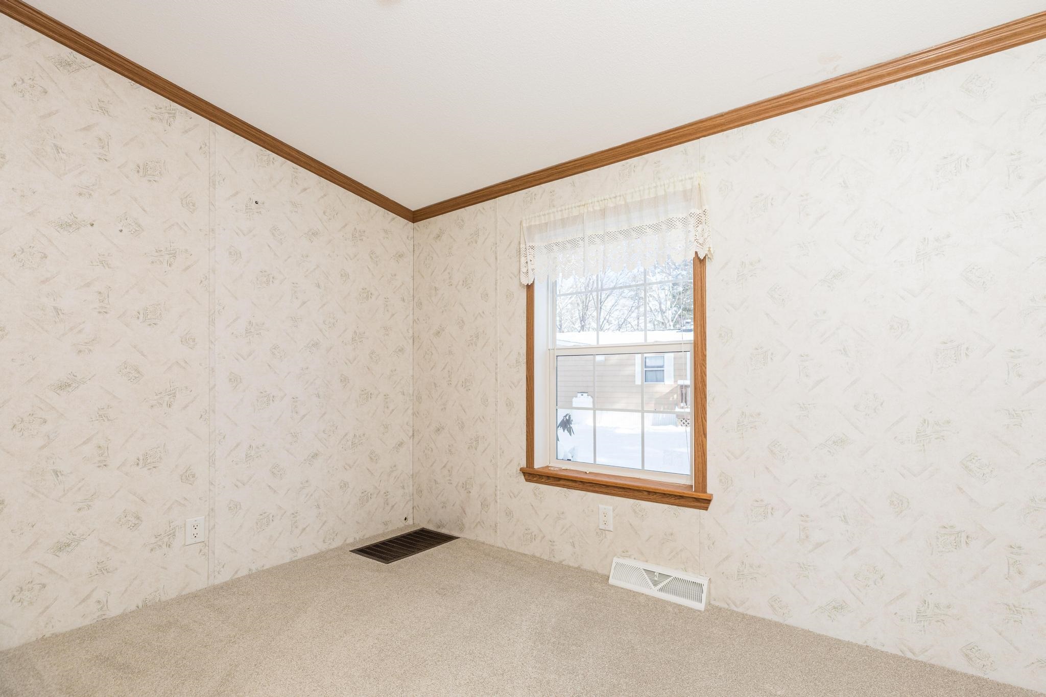 27 Melrose Drive Rochester, NH 03868 - Photo 14 of 36