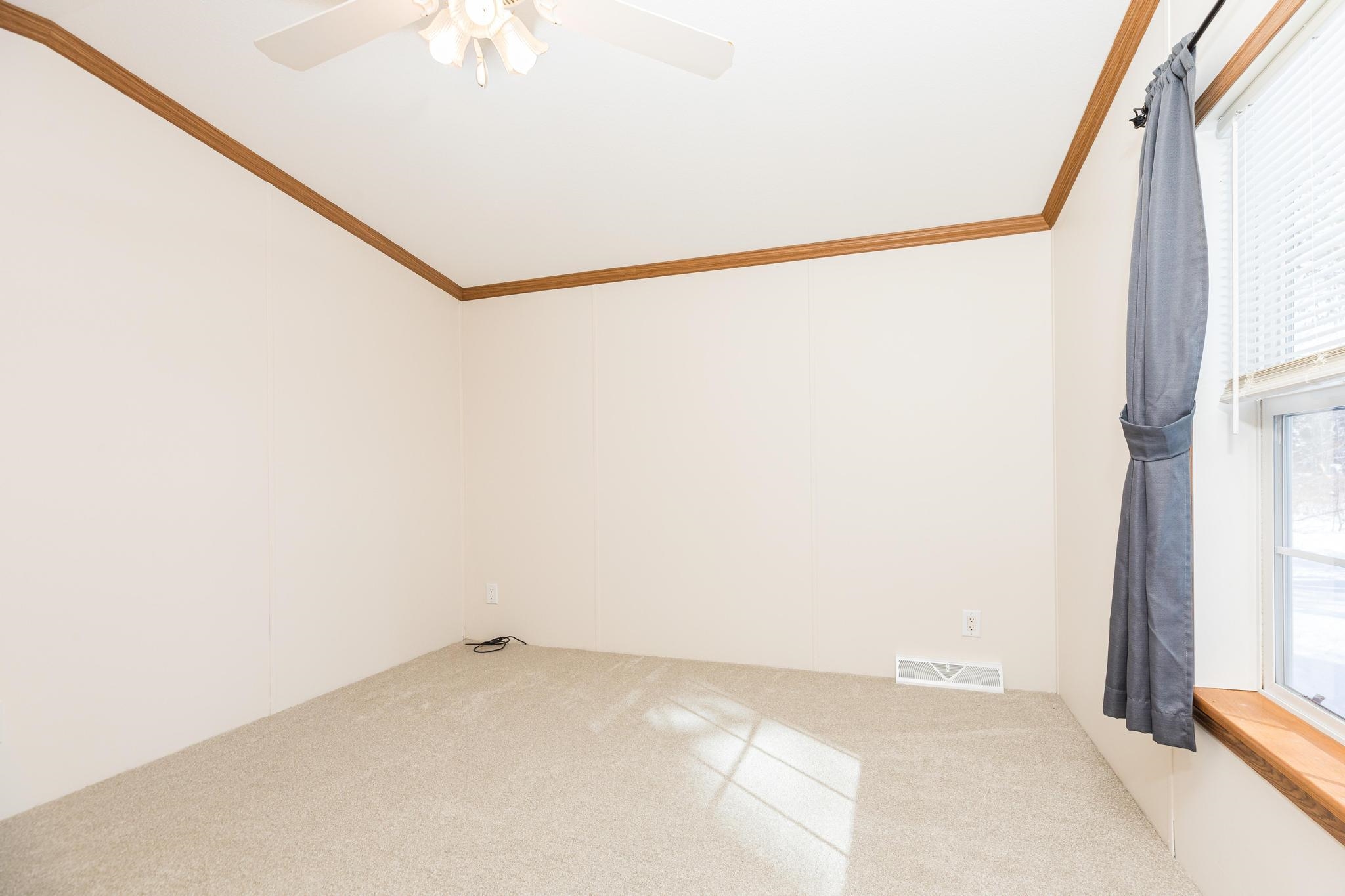 27 Melrose Drive Rochester, NH 03868 - Photo 19 of 36