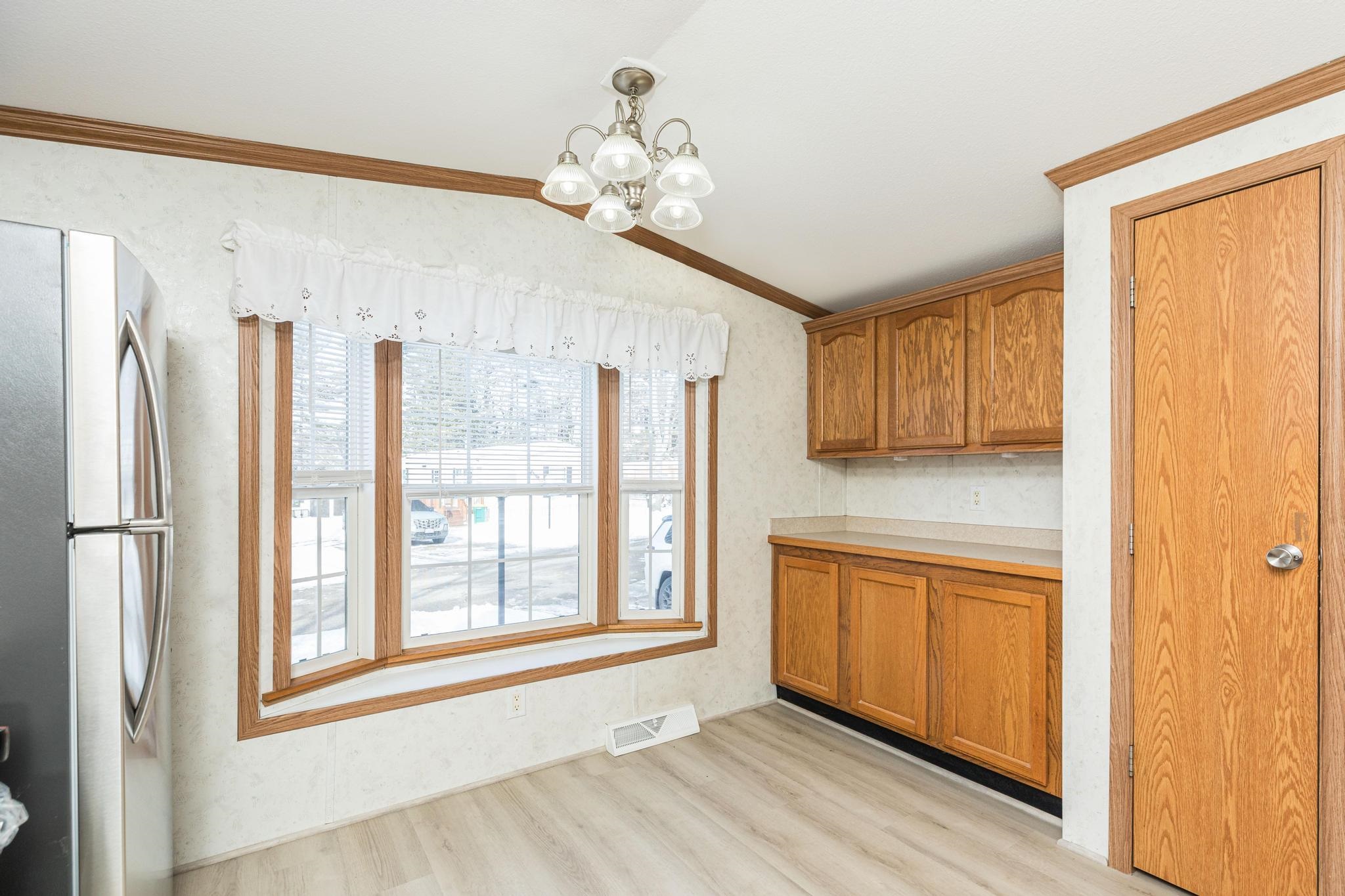 27 Melrose Drive Rochester, NH 03868 - Photo 8 of 36