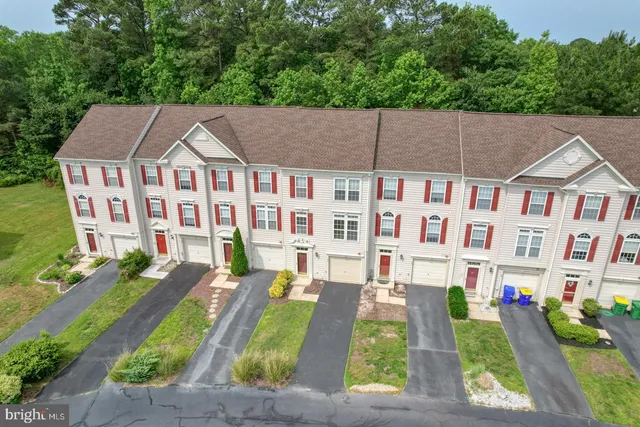 $395,000 | 36 John Hall Drive, Ocean View, DE 19970