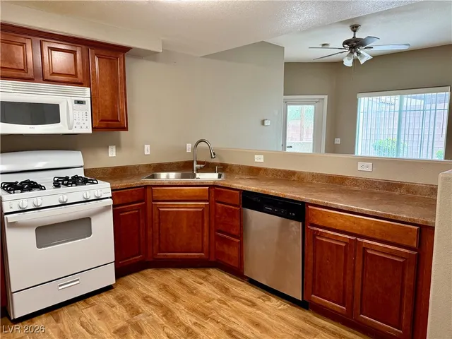 $1,500 | 9303 Gilcrease Avenue, Unit 1192, Las Vegas, NV 89149