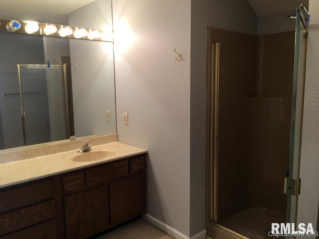 305 Bellerive Road Springfield, IL 62704 - Photo 13 of 27