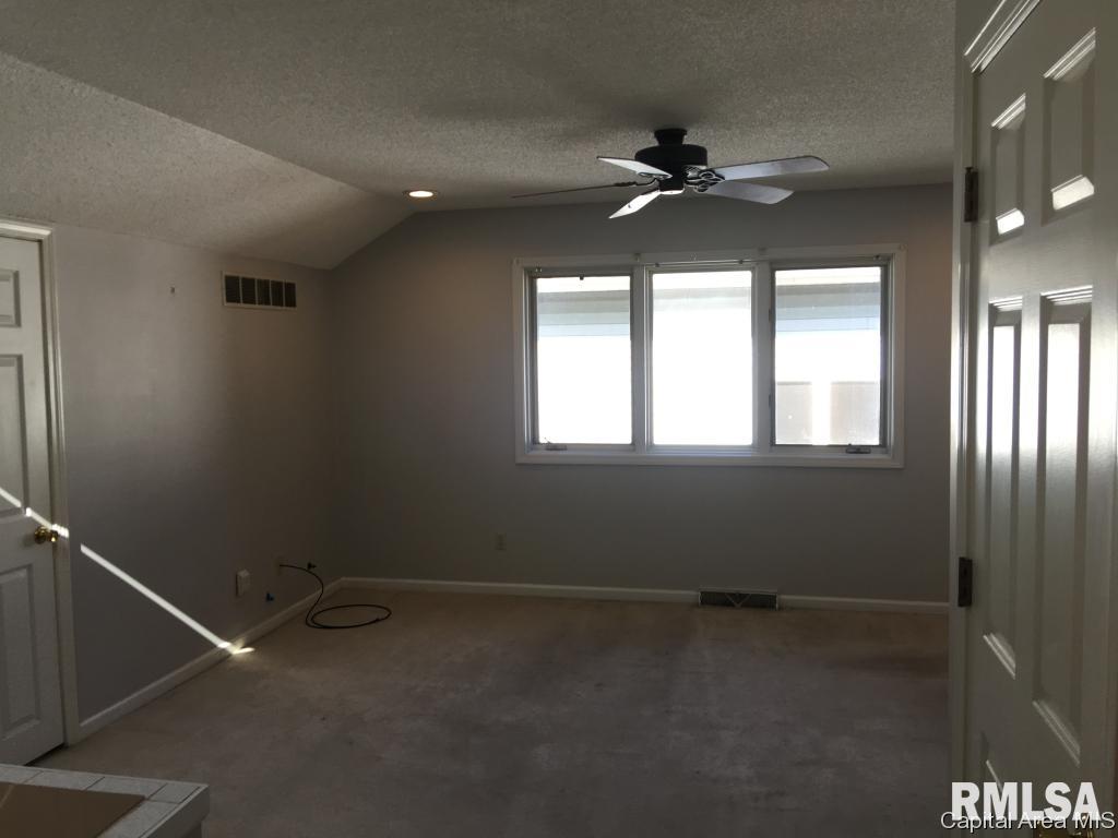 305 Bellerive Road Springfield, IL 62704 - Photo 16 of 27