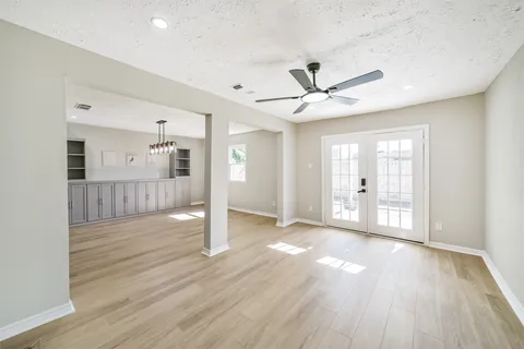 $270,000 | 10826 Thorncliff Drive, Humble, TX 77396