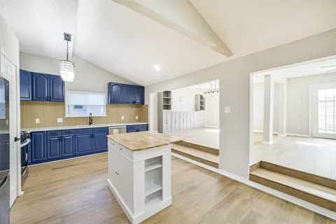 $270,000 | 10826 Thorncliff Drive, Humble, TX 77396