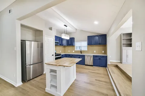 $270,000 | 10826 Thorncliff Drive, Humble, TX 77396