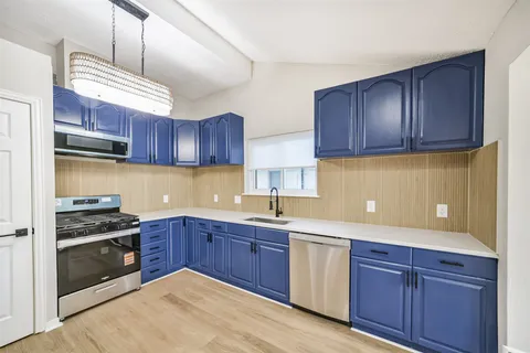 $270,000 | 10826 Thorncliff Drive, Humble, TX 77396