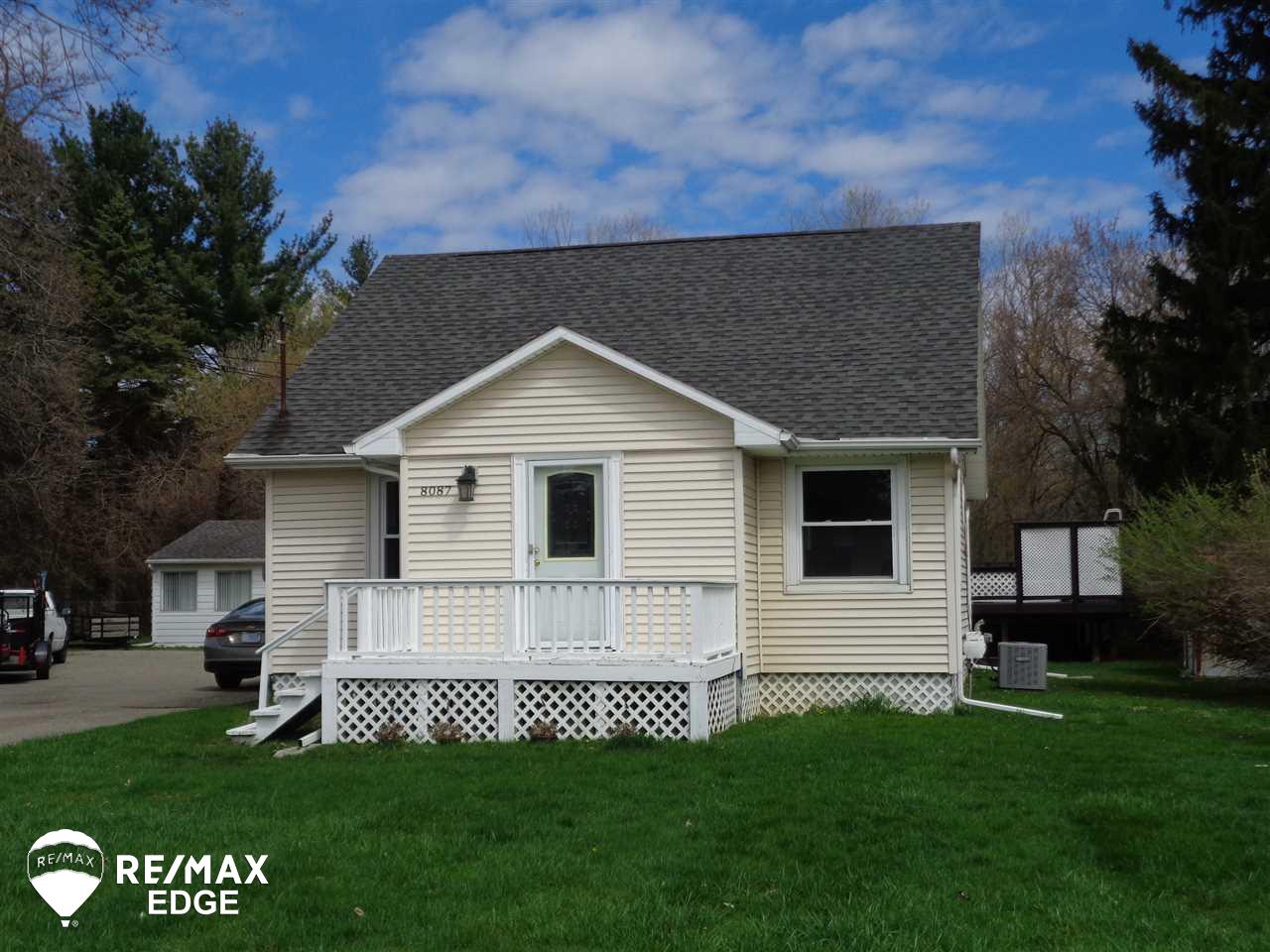 8087 Davison Road Davison, MI 48423 - Photo 31 of 46 31377730-30.JPG