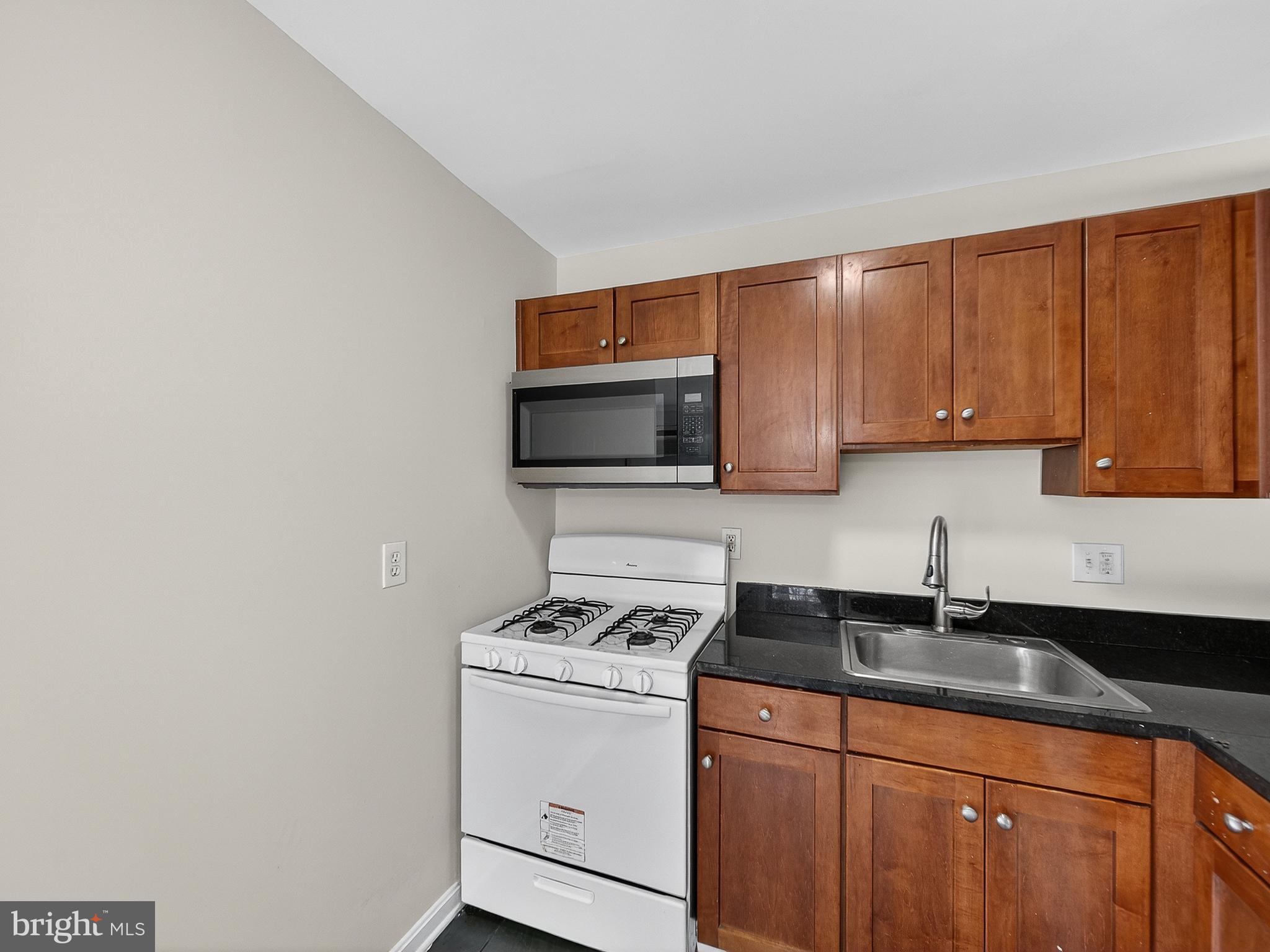 3111 Naylor Road Southeast, Unit 104 Washington, DC 20020 - Photo 12 of 25