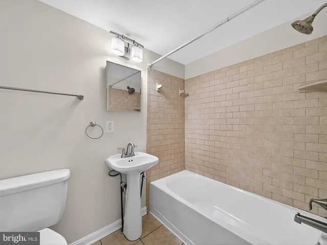 $1,300 | 3111 Naylor Road Southeast, Unit 104, Washington, DC 20020