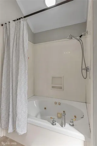 $1,950 | 5813 Gold Crest Drive, Bossier City, LA 71112