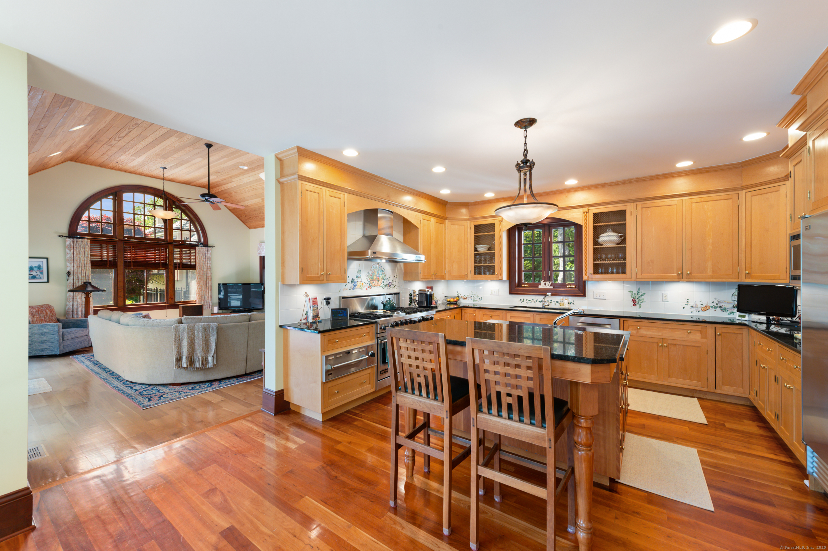 61 High Ridge Avenue Ridgefield, CT 06877 - Photo 14 of 34