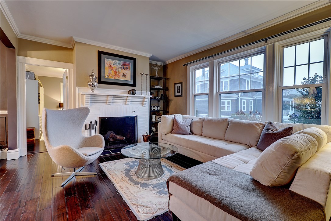 166 Raleigh Avenue, Unit 1 Pawtucket, RI 02860 - Photo 4 of 39