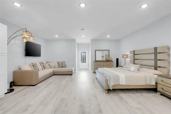 $894,000 | 223 North Peninsula Drive, Unit A & B, Daytona Beach, FL 32118