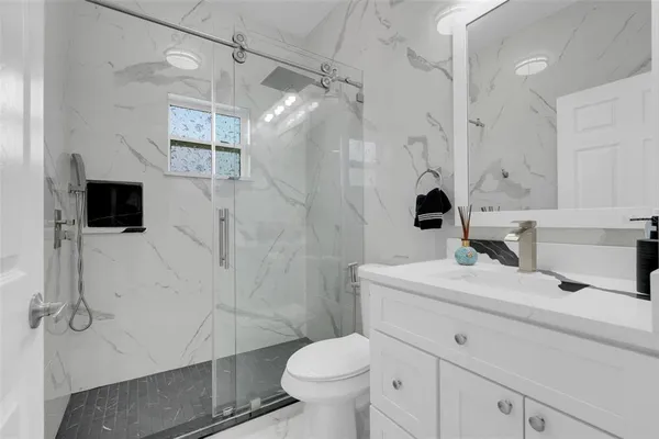 $894,000 | 223 North Peninsula Drive, Unit A & B, Daytona Beach, FL 32118