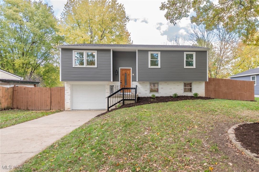 14 Hawk Ridge Rittman, OH 44270 - Photo 2 of 26 Gallery Image 2