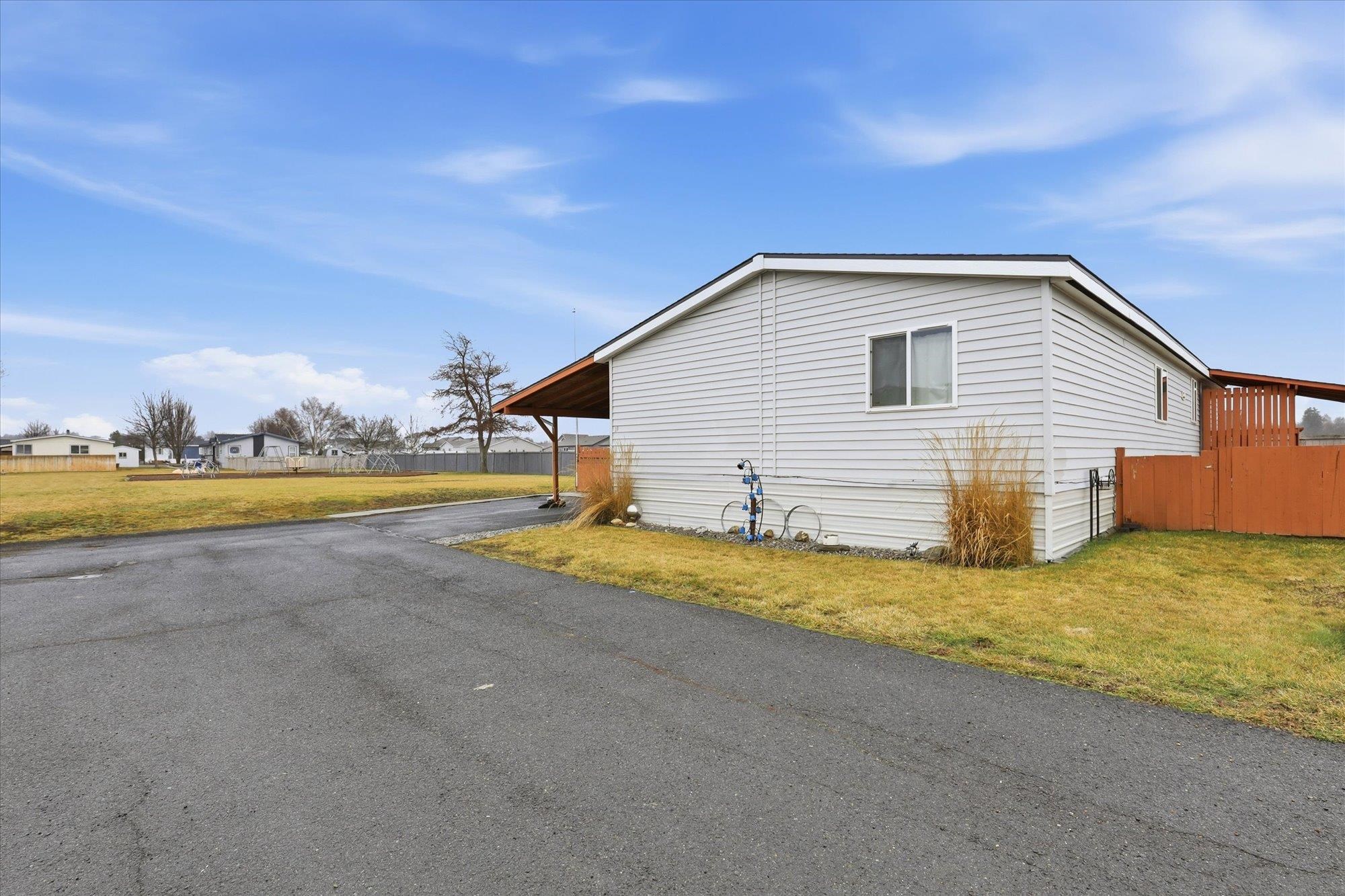 10510 West Richland Road, Unit 11 Cheney, WA 99004 - Photo 3 of 50 Gallery Image 3