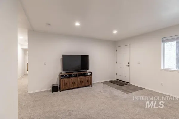 $599,000 | 705 Rachel Street, Troy, ID 83871