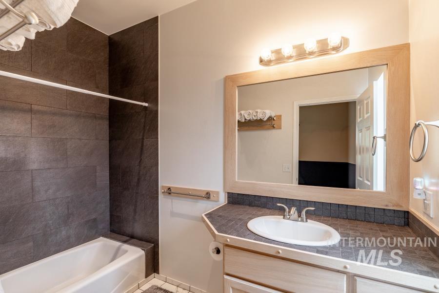 705 Rachel Street Troy, ID 83871 - Photo 33 of 42