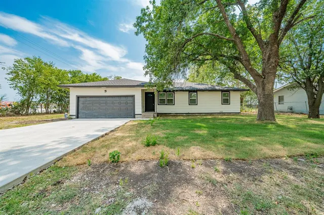 $265,000 | 613 Jefferson Avenue, Princeton, TX 75407