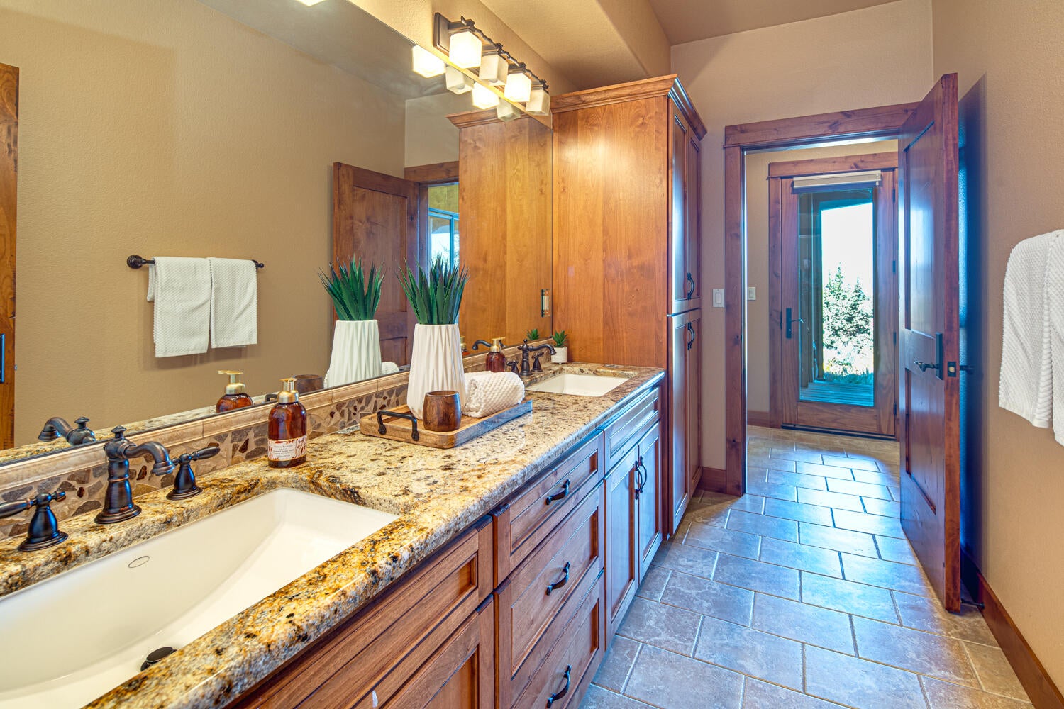824 Highland View Loop Redmond, OR 97756 - Photo 70 of 123 Gallery Image 70